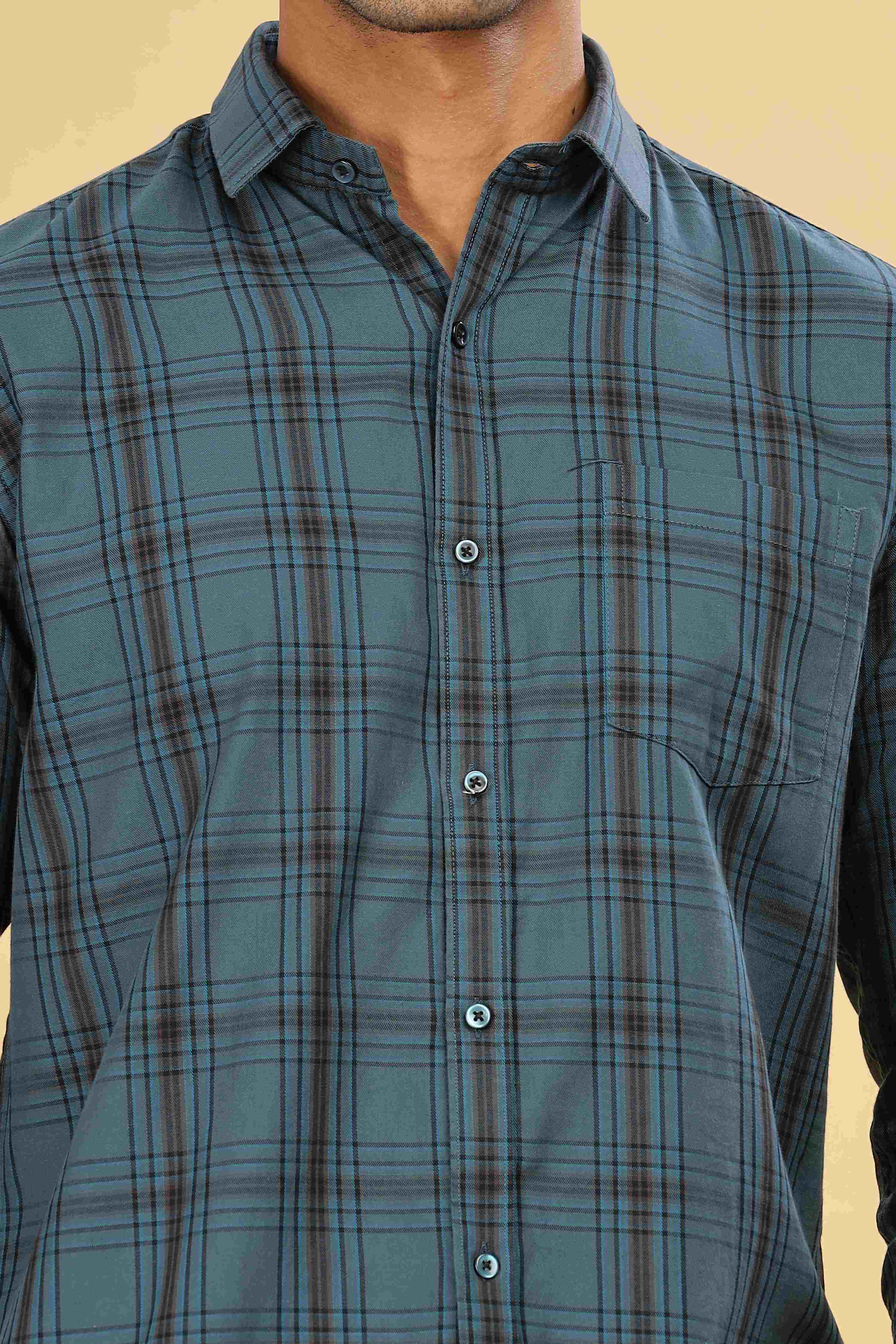 Green Slim Fit Checks Shirt For Men