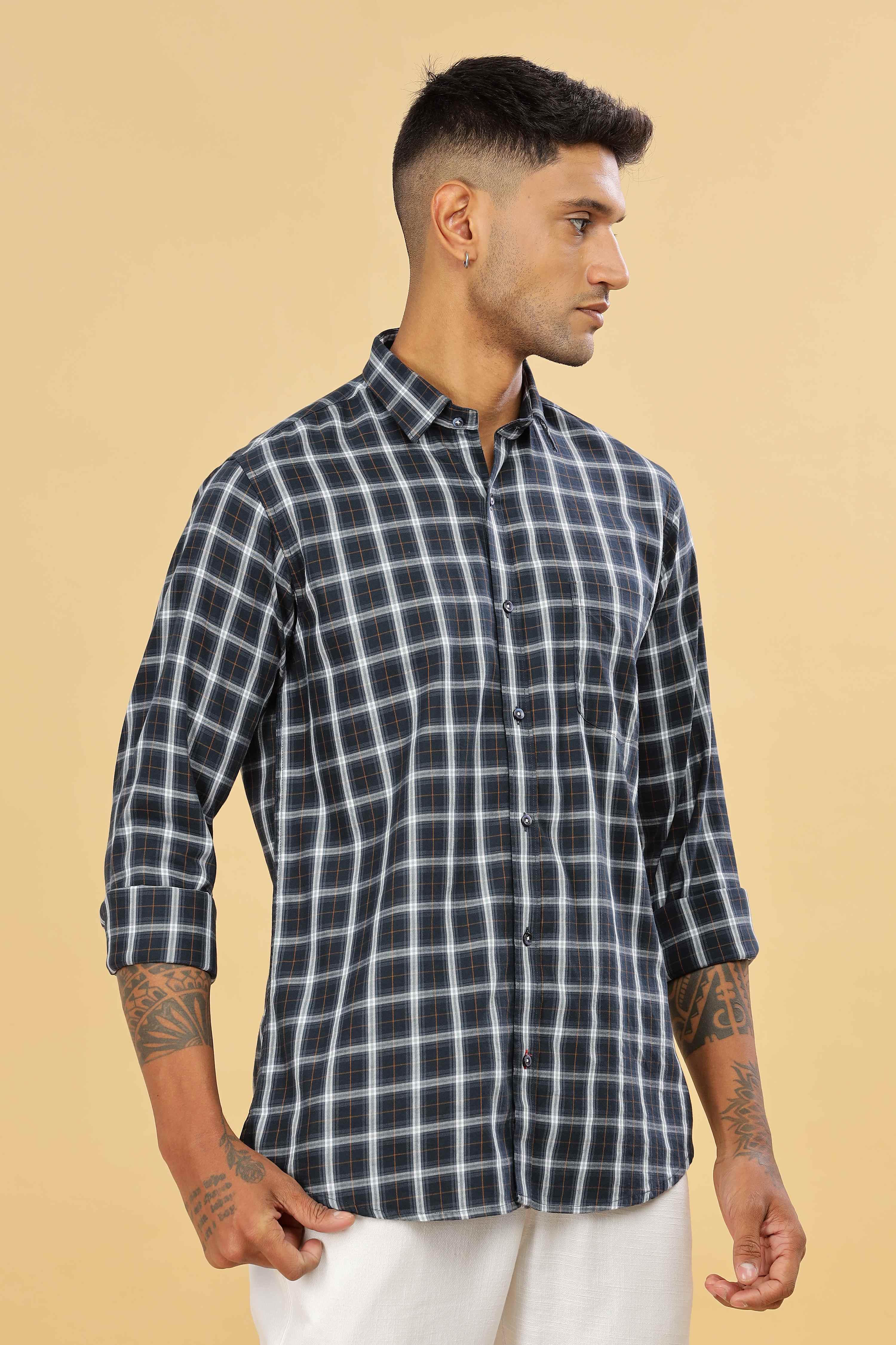 Men's Black and White Casual Checks Shirt