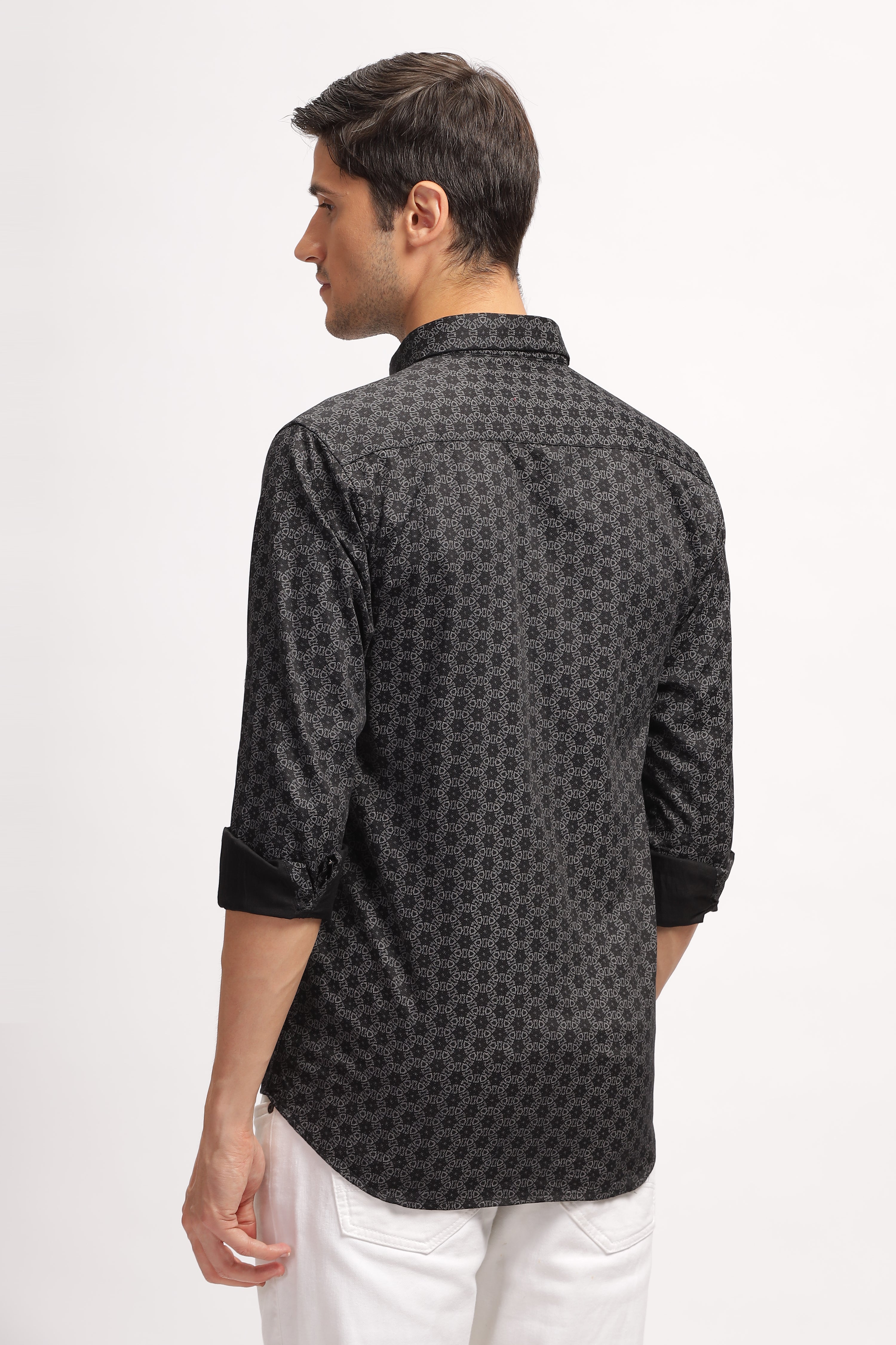 Overlapping Circles Printed Black Shirt