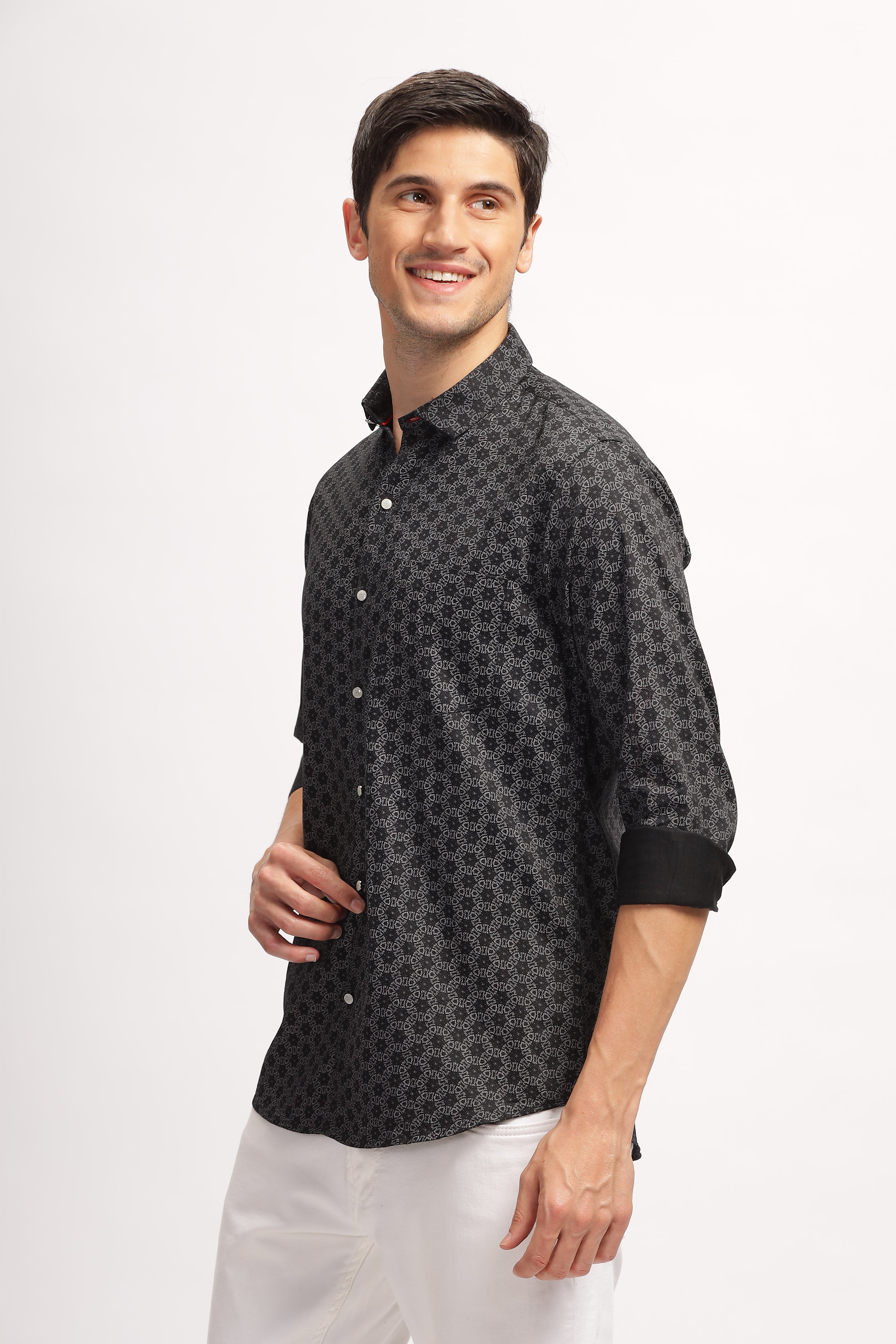 Overlapping Circles Printed Black Shirt