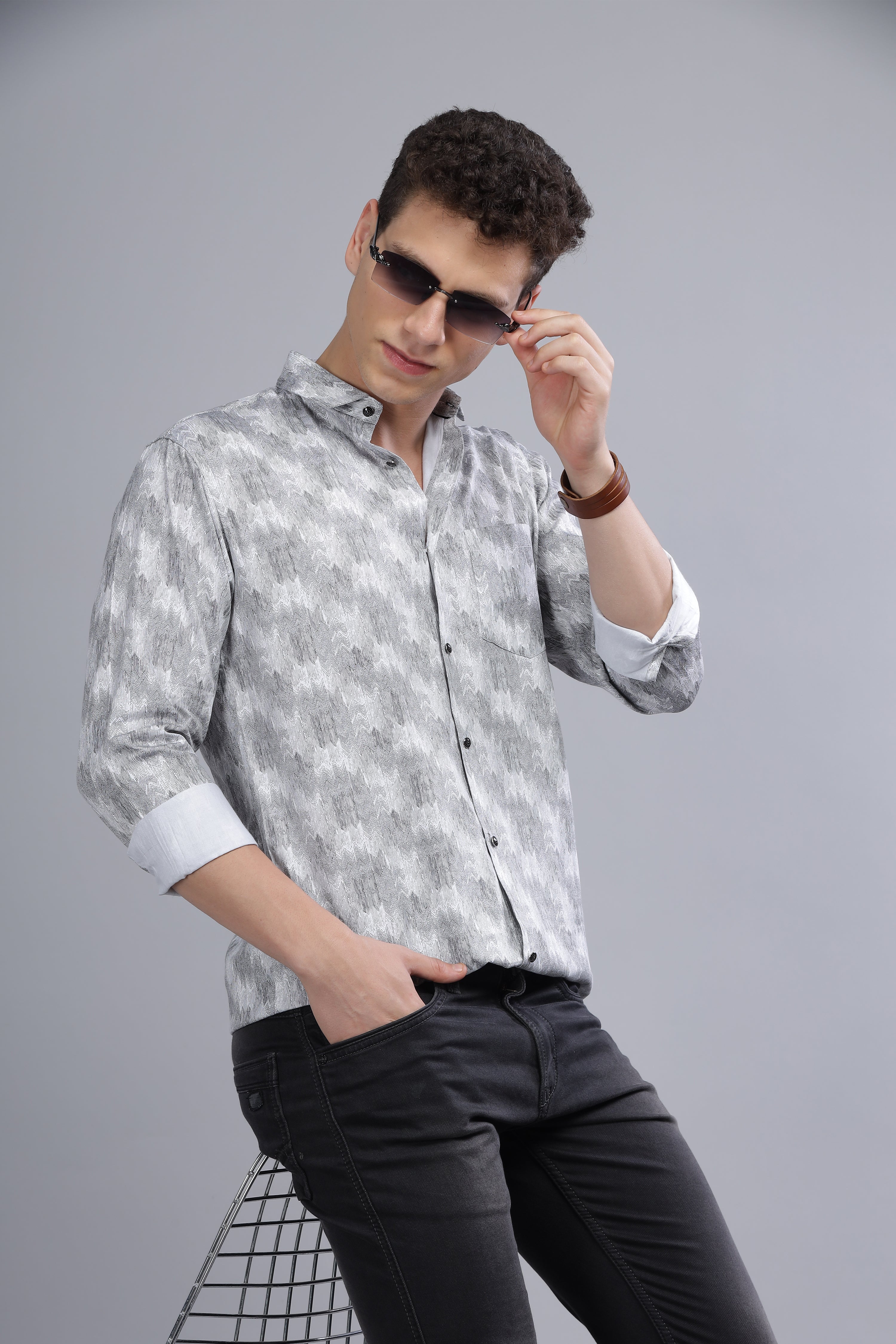 Graphic grey printed Shirt